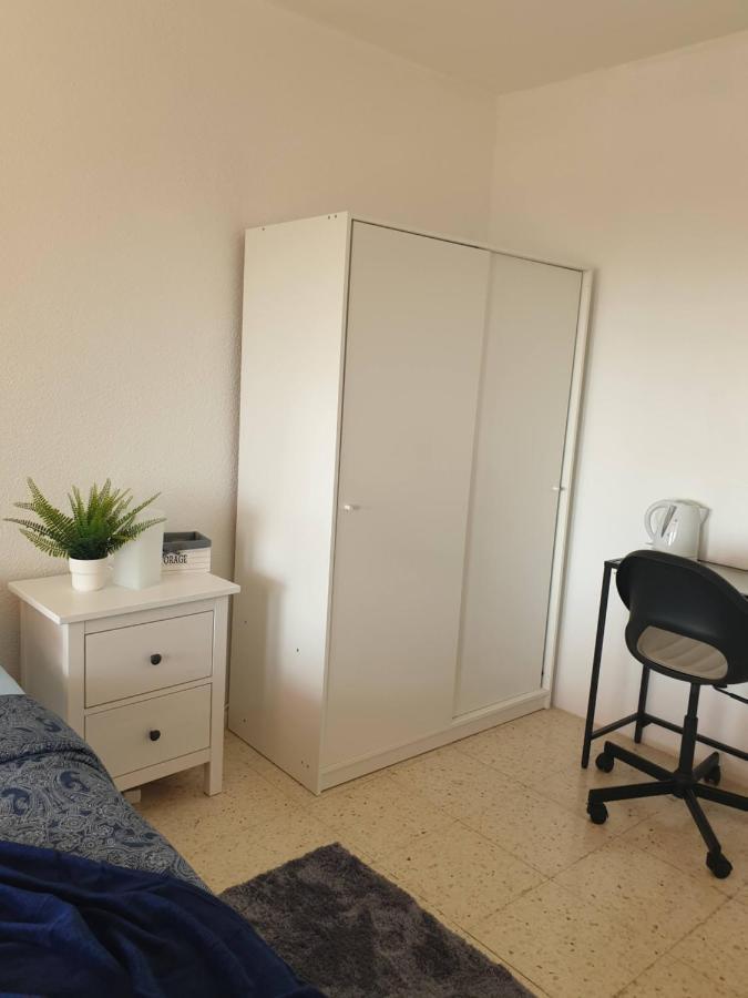 Preciosas Habitaciones En La Casa De May Арона Екстер'єр фото