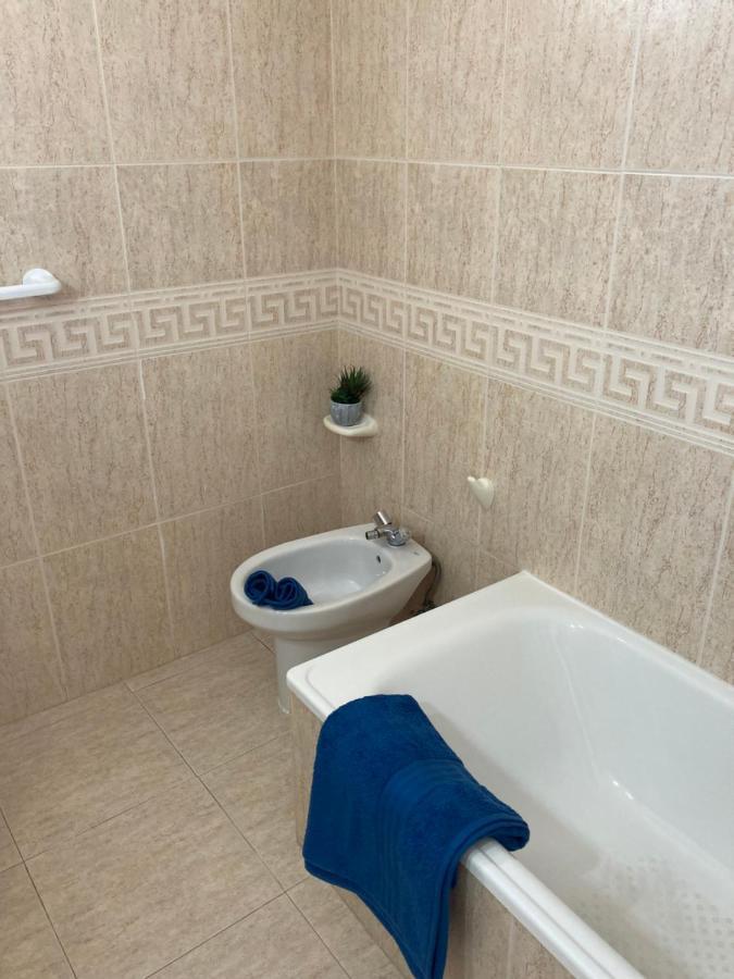 Preciosas Habitaciones En La Casa De May Арона Екстер'єр фото